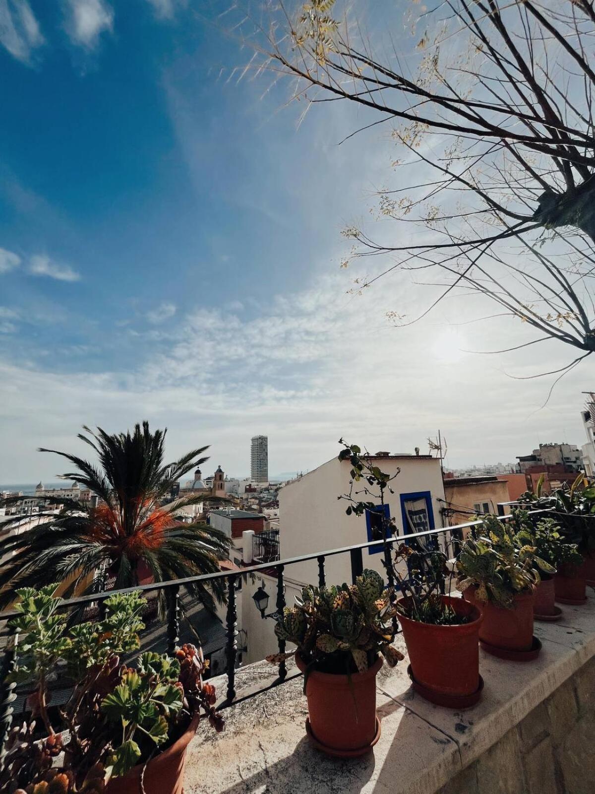 Apartamento En Casco Antiguo De Alicante Kültér fotó