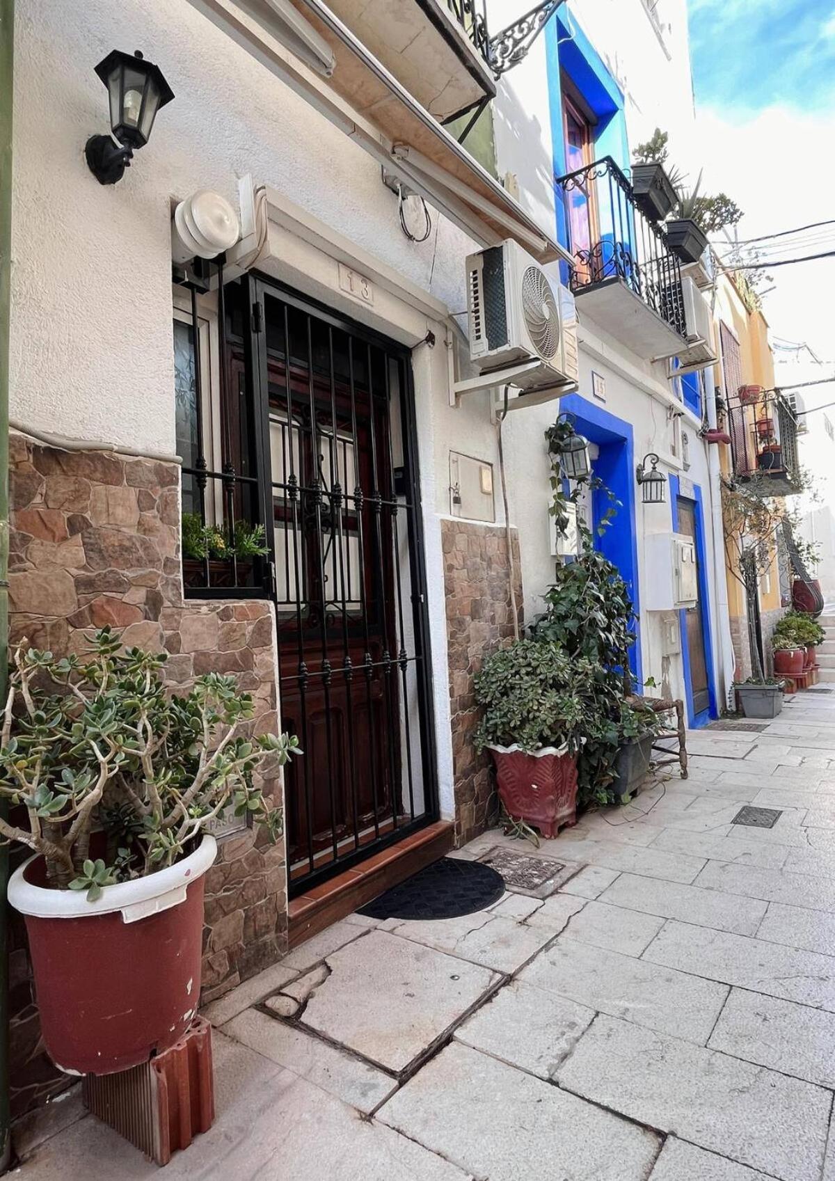 Apartamento En Casco Antiguo De Alicante Kültér fotó